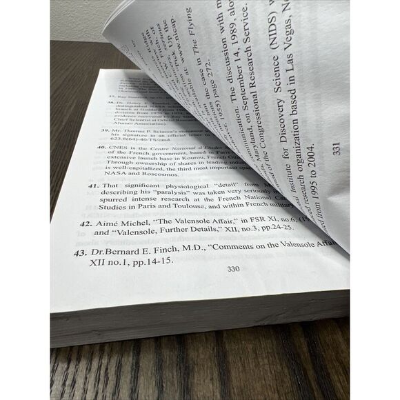 TRINITY: The Best-Kept Secret by Harris, Paola Leopizzi Paperback Book HTF! - Picture 8 of 11